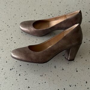 Sofft Lana Women’s Bronze Leather Pumps Block Heeled Comfortable Shoes Size 9M